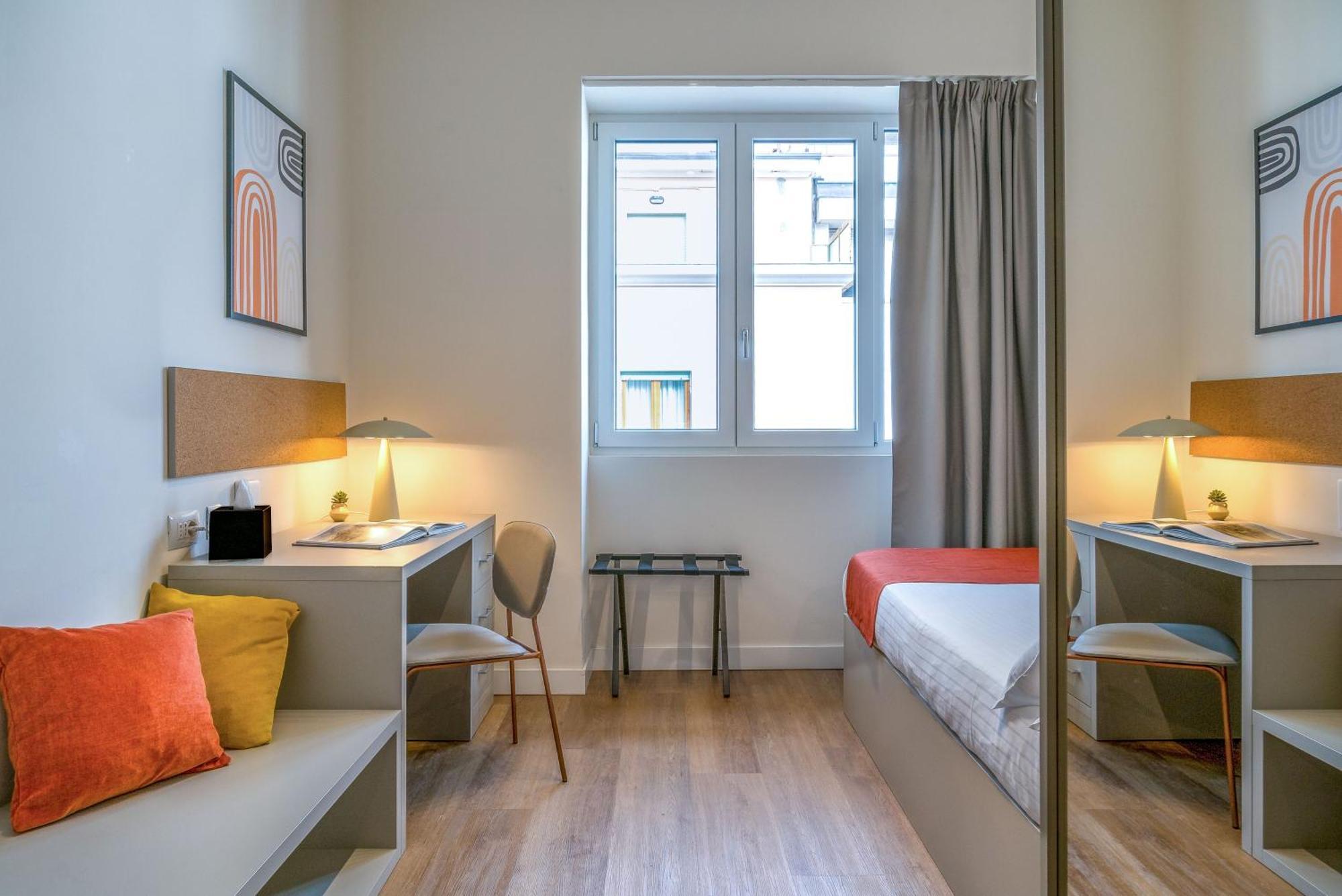 Hostal S4